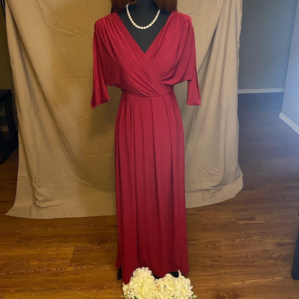 Formal dress, Evening gown, Bridesmaids gown; Size Large, Color Red